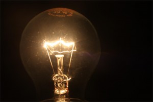 light-bulb-1784496_1920